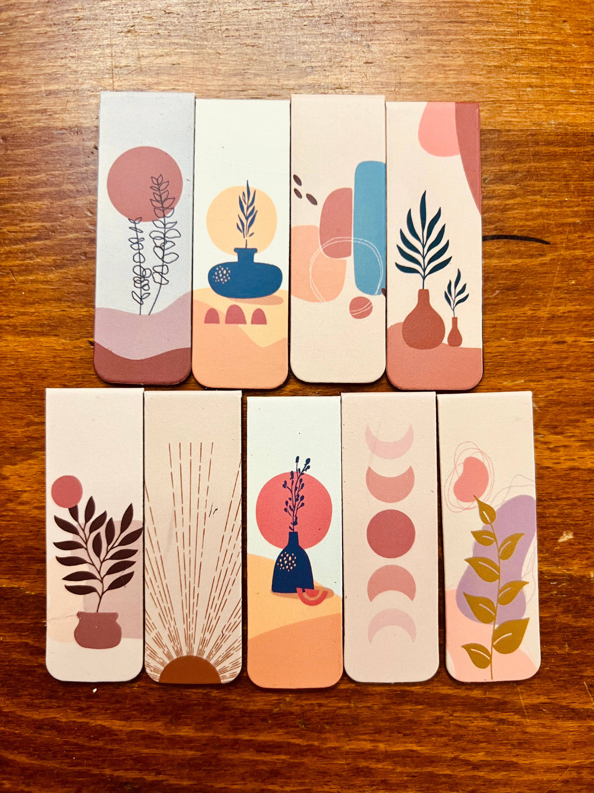 "Surprise Me" Magnetic Bookmarks